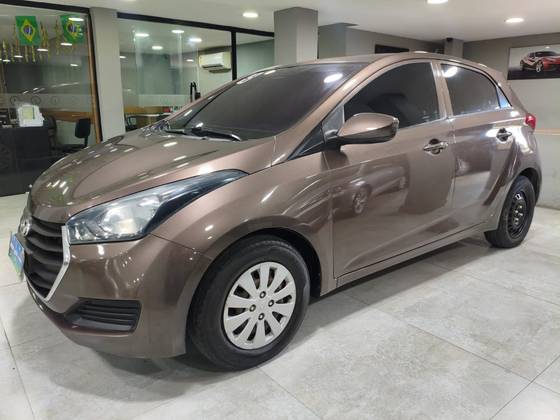 HYUNDAI HB20 1.0 COMFORT 12V FLEX 4P MANUAL HYUNDAI HB20 1.0 COMFORT 12V FLEX 4P MANUAL